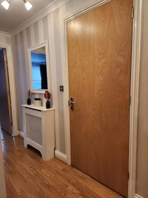 Rgm Hatfield 2 Bedroom Apartment Eksteriør bilde
